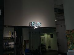-汗水空间私教健身连锁(SM广场店)