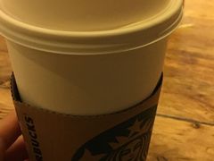 -星巴克(静安嘉里中心B2店)