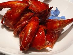 玻璃脆皮乳鸽皇-新雅粤菜馆(南京东路店)