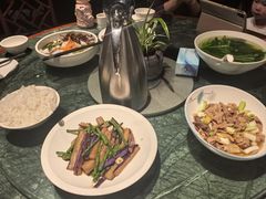 -湖泉水云间餐厅·弥勒地道菜(B座店)