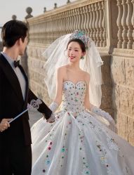 -第一夫人婚纱摄影(南京店)