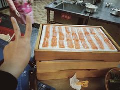 -醉美东江·三文鱼·烧鸡公