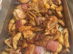 -老东镇啤酒屋海鲜加工·蒸汽海鲜·海鲜烧烤(台东店)