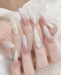 -桃色美甲沙龙