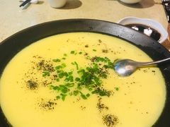 -铜锣湾·有麝自然香(重庆新天地店)