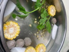 -三亚荣达餐厅潮汕牛肉火锅(网枝村分店)