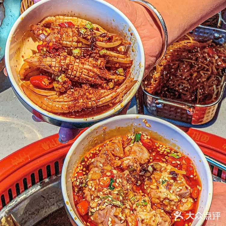 广州‼️终于有火爆成都的瀑布土豆丝吃了[流泪]