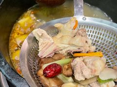 -蘑界·野生菌火锅(深业上城店)