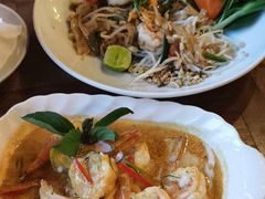 -Phensiri Thai Restaurant