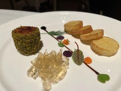 -Mogul Eatery·大亨餐酒馆