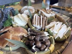 -慢丽江·云南野生菌土鸡锅(付家庄店)