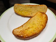 蒜香面包-萨莉亚意式餐厅(杭州滨江天街店)