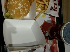 -肯德基(盘龙奥莱店)