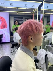 点击看大图 -藤野造型烫发染发