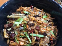 香辣小鱼小虾-鱼乐岛餐厅·户外花园主题餐厅