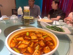 胖子臭干子煲-刘胖子家常菜·蹄花焖藕(江汉路总店)