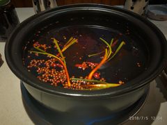 红锅-钢管厂五区小郡肝串串香(滨江店)