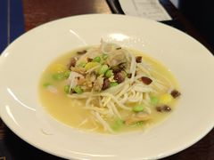 -湖畔鲁菜·二十年老字号餐厅(大明湖店)