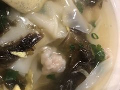 -禾诗夜市大饼油条(松江店)