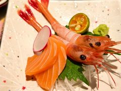 -铭牛烧肉·和牛海鲜自助(高新月牙湖店)