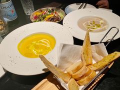 奶油火鸡南瓜汤-C&R西班牙餐厅