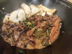 -万里闯关东铁锅炖菜馆(高新旗舰店)