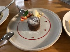 熔岩巧克力蛋糕配冰淇淋-EN SPACE恩空间