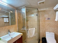 -江苏保险大厦宾馆(南京新街口德基广场店)