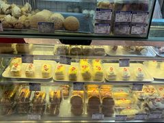 -白玉兰食品甜凤店(合生汇店)