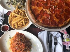 -WOLFGANG PUCK KITCHEN & BAR(迪士尼小镇店)