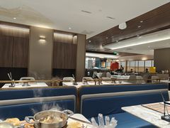 -金马门国际美食百汇(珞喻路店)