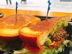 -The Habit Burger Grill 哈比特汉堡(复兴soho店)