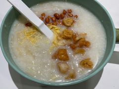 荔湾艇仔粥-喜势点·糖沙翁手工茶点·本地人茶居(永庆坊店)