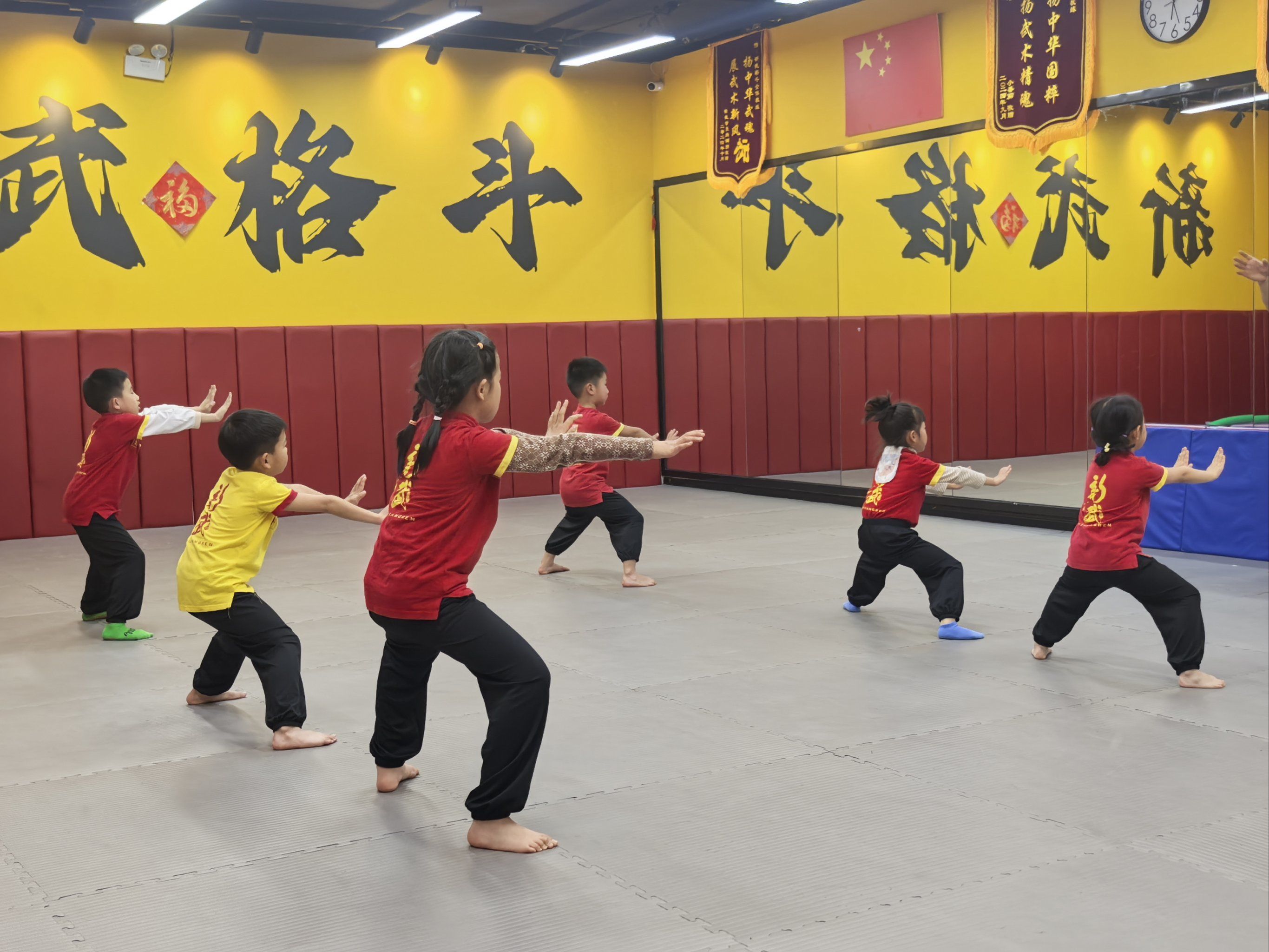 小朋友运动推荐武术散打
