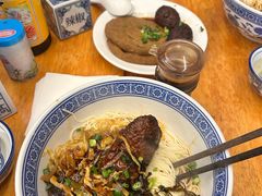 -沪西老弄堂面馆(定西路店)