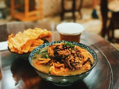 -东门七爷螺蛳粉(浦东店)