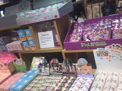 -九木杂物社(新奥购物中心店)