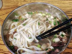 -白露塘杀猪粉(药王街店)