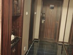 -长沙豪布斯卡酒店(长沙省政府德思勤店)