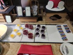 -大中华希尔顿酒店-念自助餐·嗨啤·小龙虾