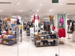 -优衣库(青岛伟东乐客城店)