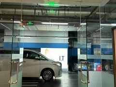 -新天地南里商场地下车库