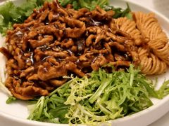 京酱肉丝-小桃红·东北菜·春饼烤鸭(南阳湖街店)
