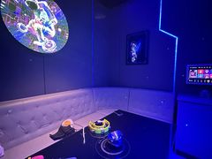 -唯爱KTV聚会餐厅(仙林东城汇店)