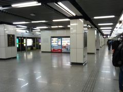 -陆家浜路(地铁站)
