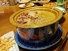 -快乐老家三鲜饺子东北菜(南六中路店)