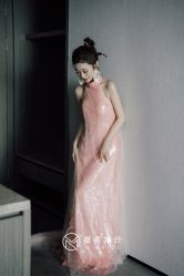 -曼青婚纱礼服馆