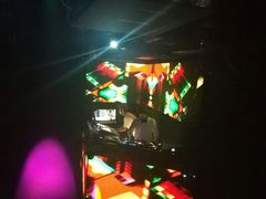 -PLAY HKPOP全息偶像演唱体验馆(威灵顿广场店)