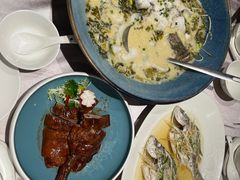 -广州中心皇冠假日酒店·百粤楼