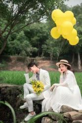 -易摄影婚纱摄影工作室